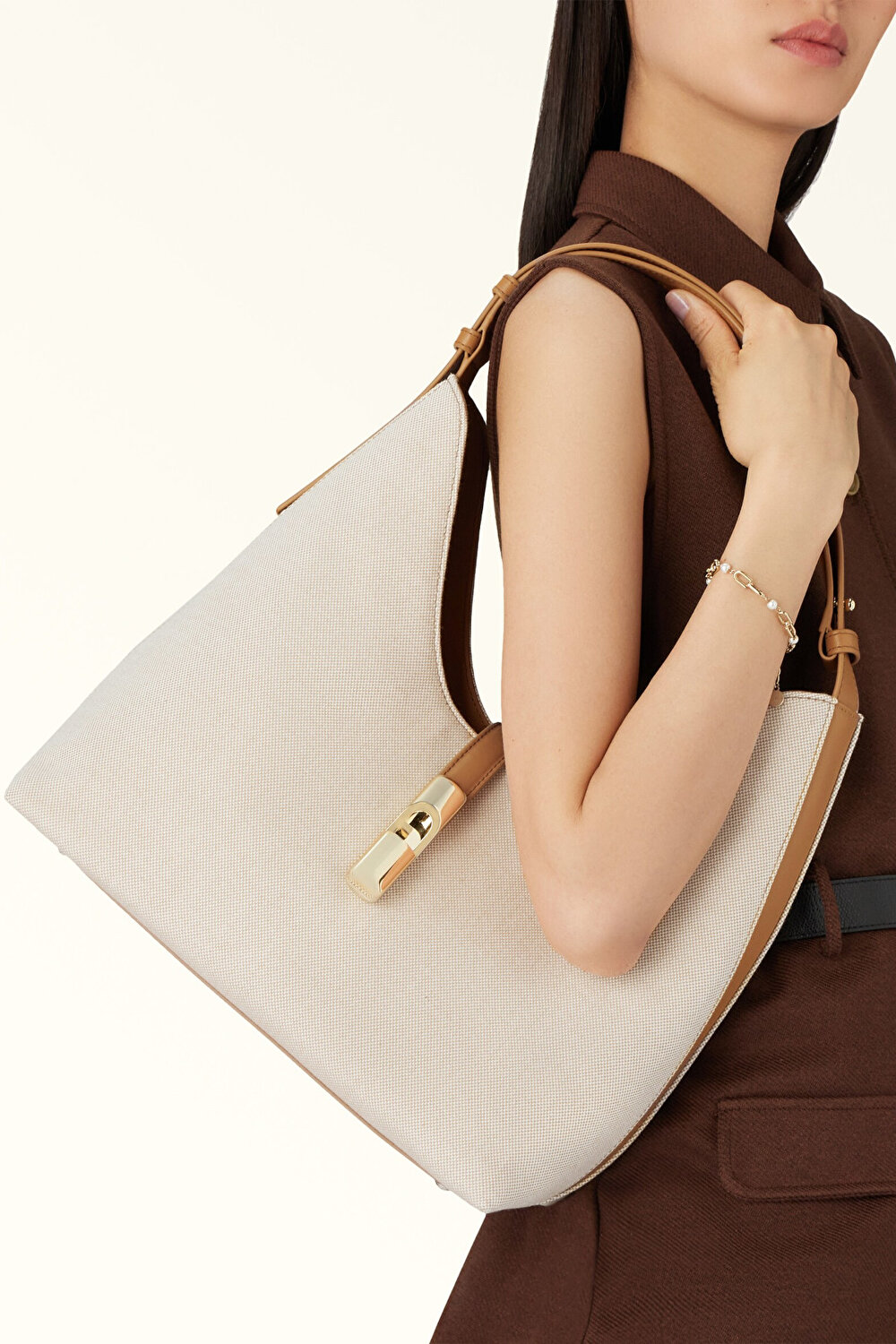 WB01633 FURLA GOCCIA M HOBO
