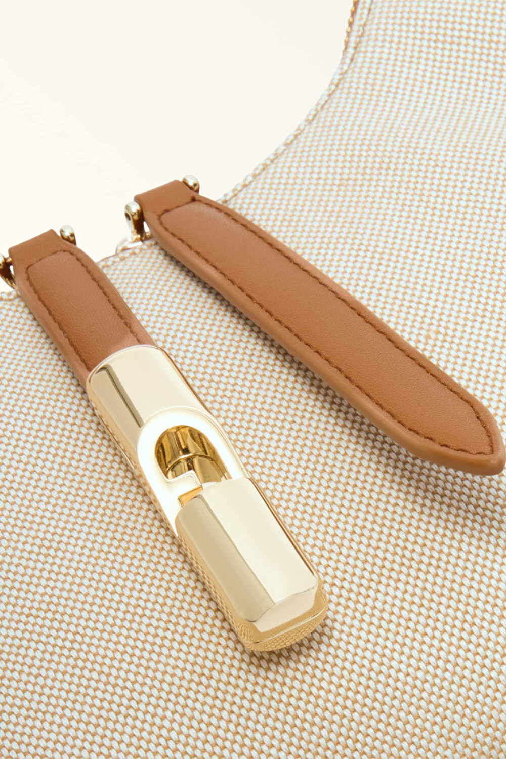 WB01634 FURLA GOCCIA S SHOULDER BAG