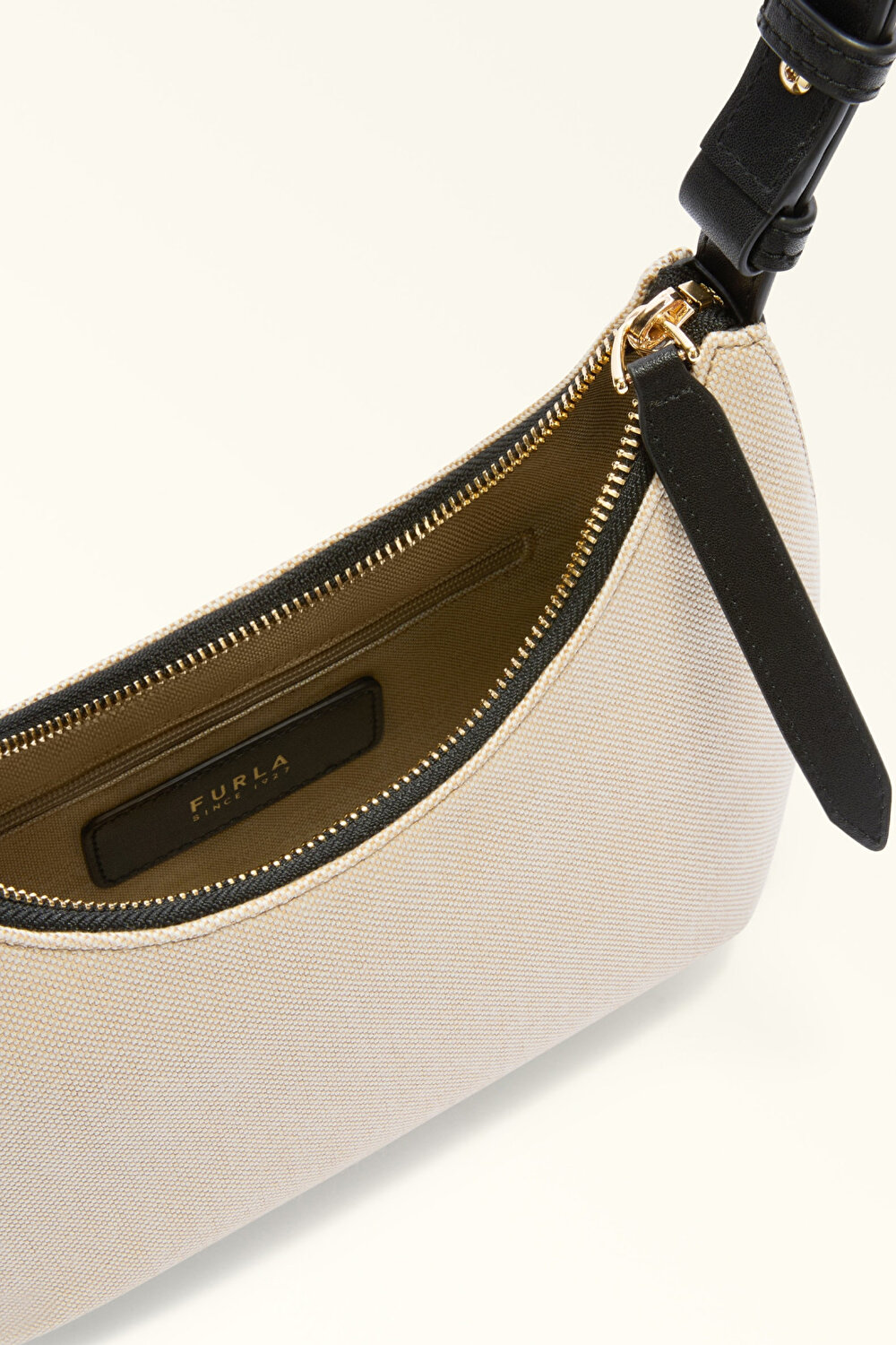 WB01634 FURLA GOCCIA S SHOULDER BAG