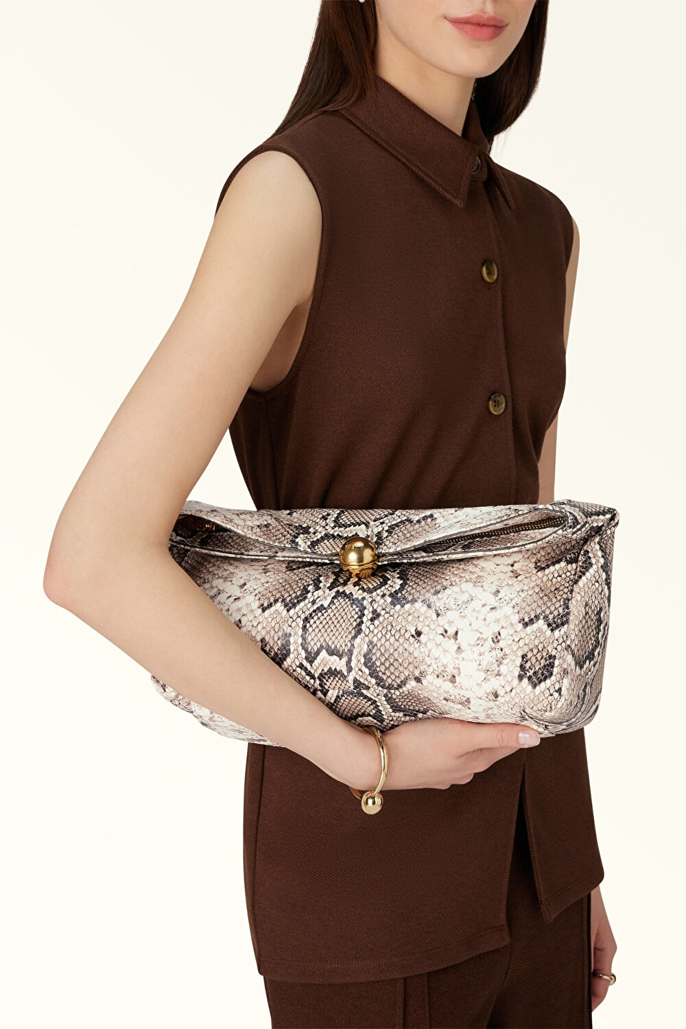 WB01703 FURLA SFERA SOFT M CLUTCH