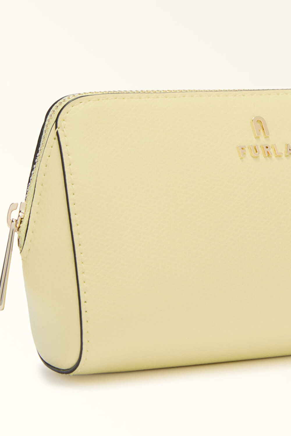 WE00453 FURLA CAMELIA M COSMETIC CASE