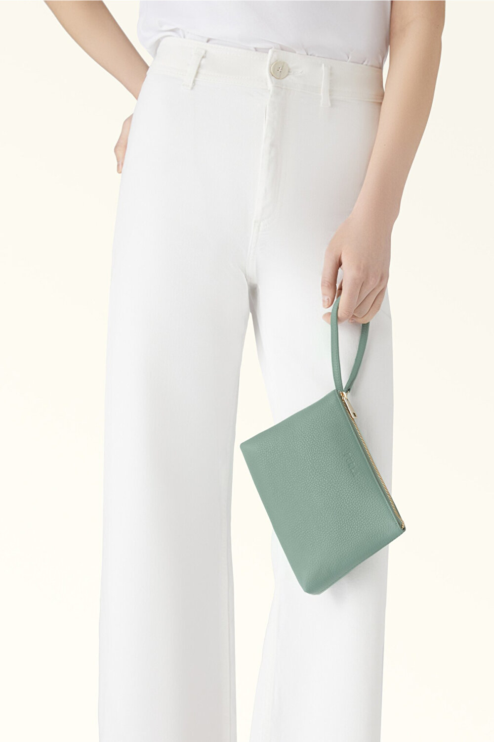 WE00585 FURLA OPPORTUNITY S POUCH