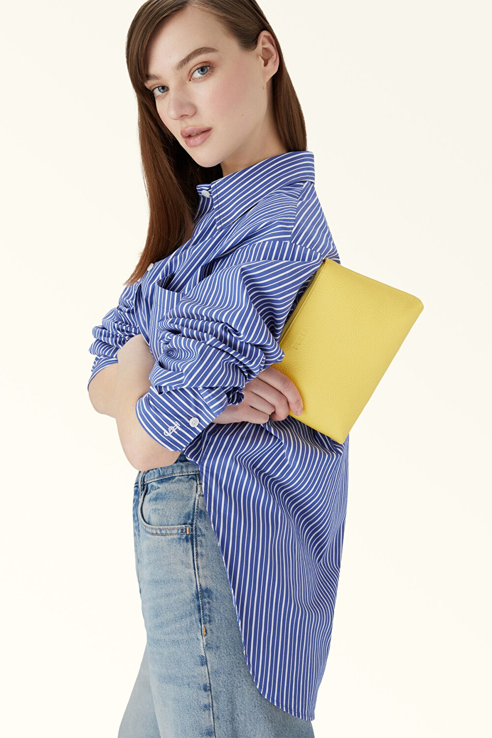 WE00585 FURLA OPPORTUNITY S POUCH