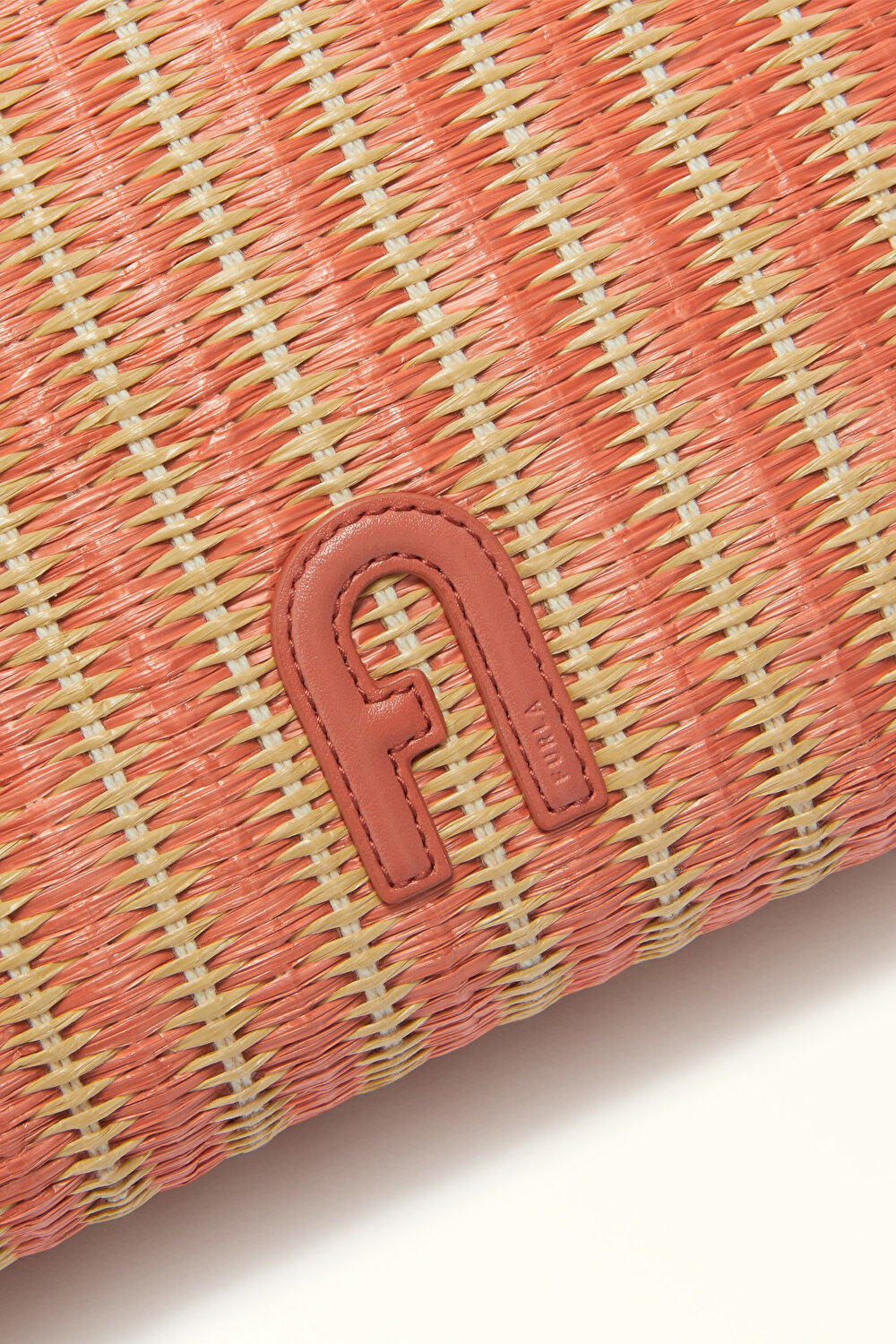 WE00586 FURLA OPPORTUNITY L POUCH