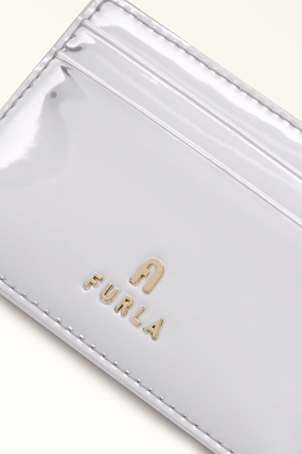 WP00305 FURLA CAMELIA S CARD CASE