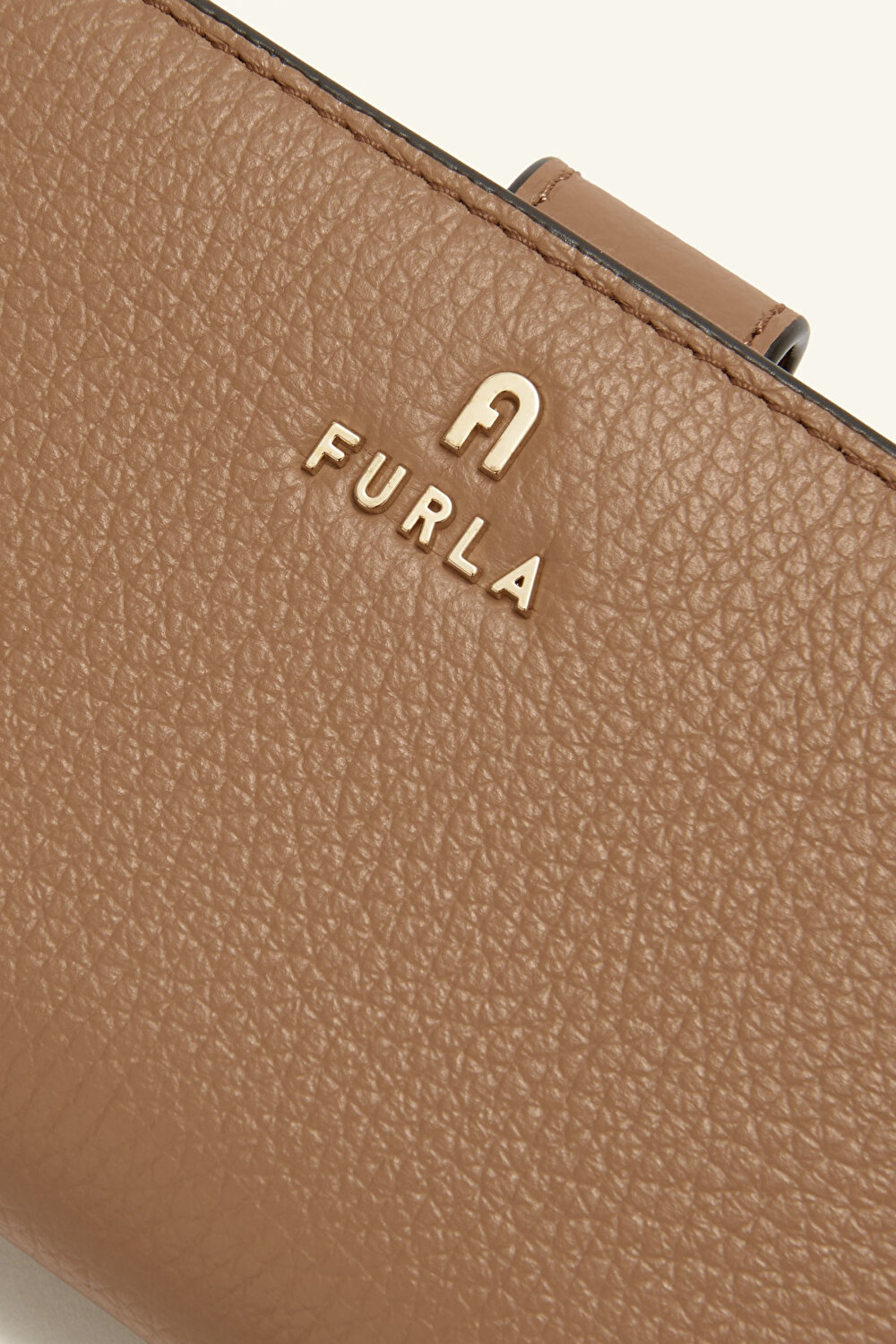 WP00314 FURLA CAMELIA M COMPACT WALLET