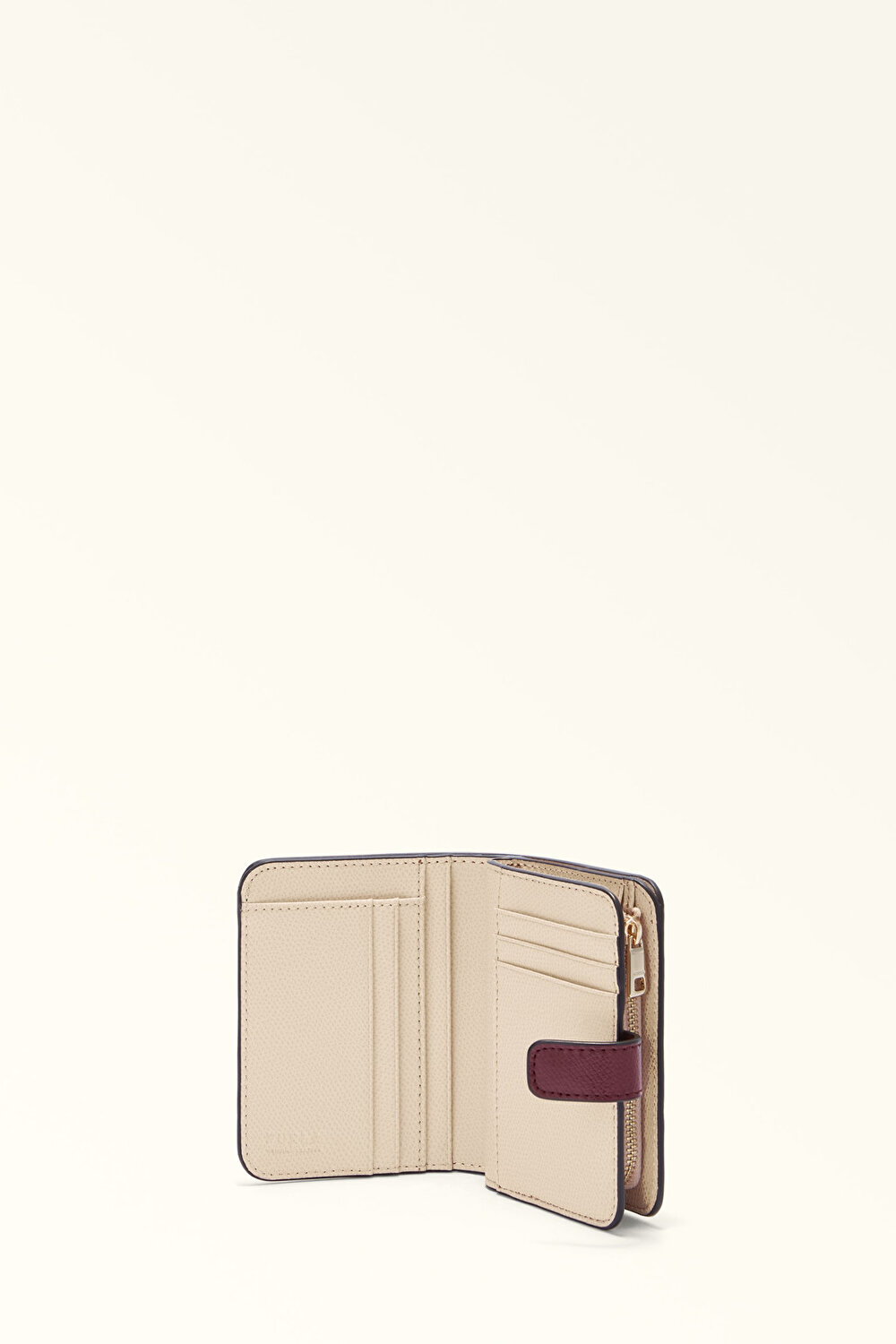 WP00315 FURLA CAMELIA S COMPACT WALLET