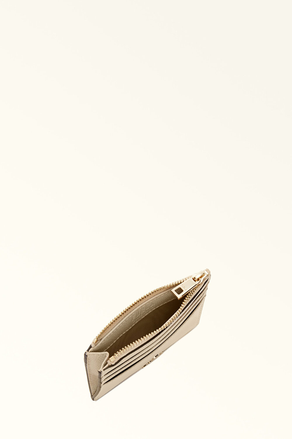 WP00388 FURLA CAMELIA S ZIPPED CARD CA