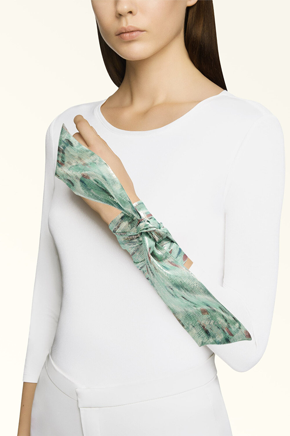 WT00022 METROPOLIS BANDEAU 6X100
