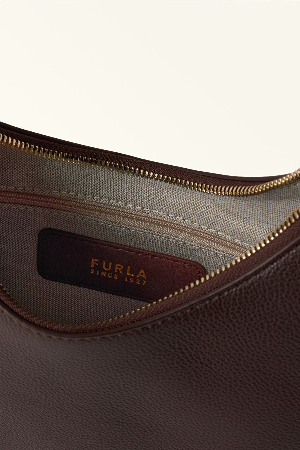 WB01500 FURLA GOCCIA S SHOULDER BAG