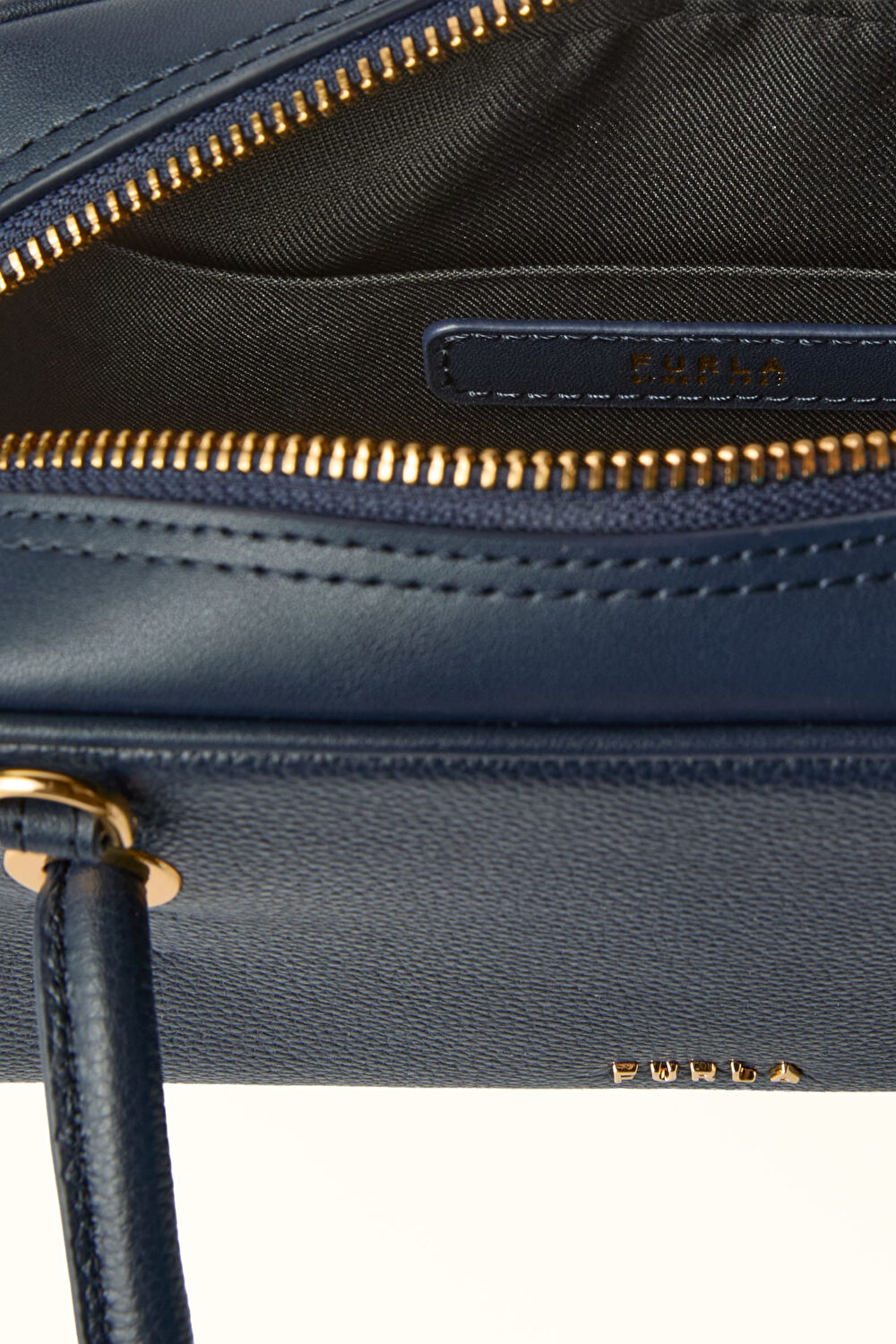 WE00915 FURLA POPPY MINI DOME