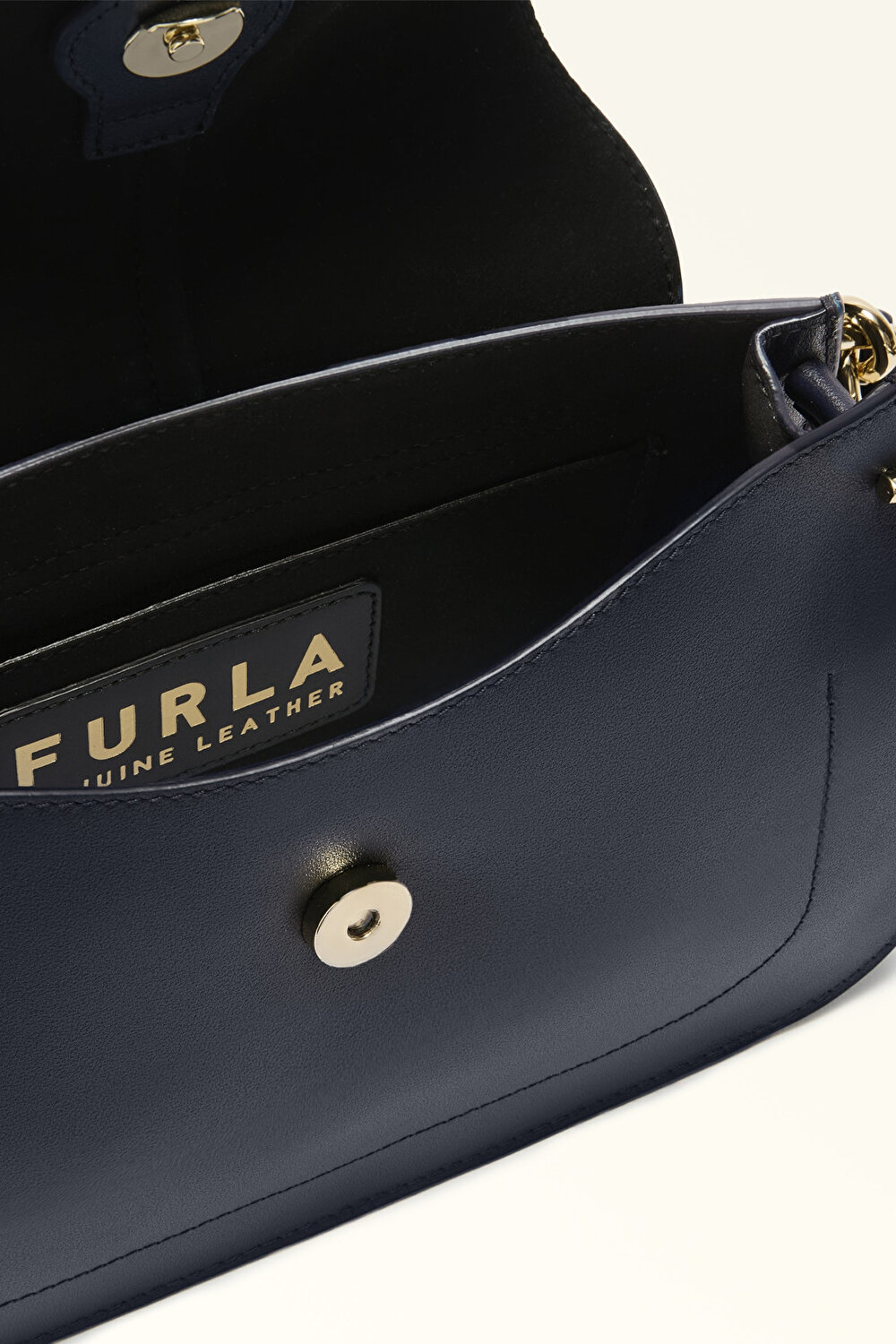 WB00996 FURLA FLOW M TOP HANDLE