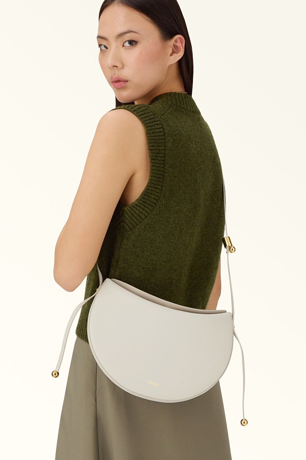 WB01868 FURLA MOONSTONE M SHOULDER BAG