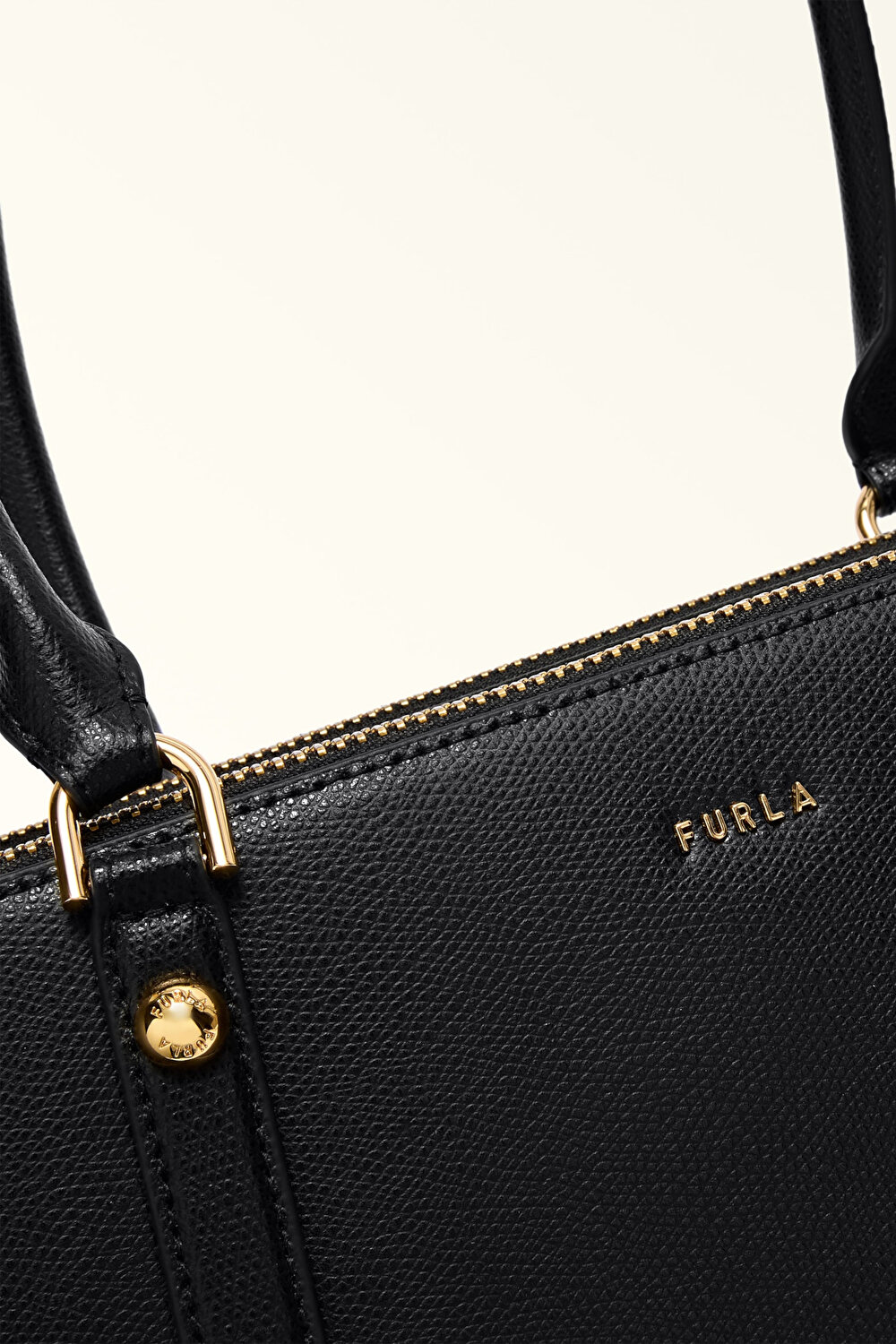 WB01871 FURLA GIULIA M BOSTON BAG