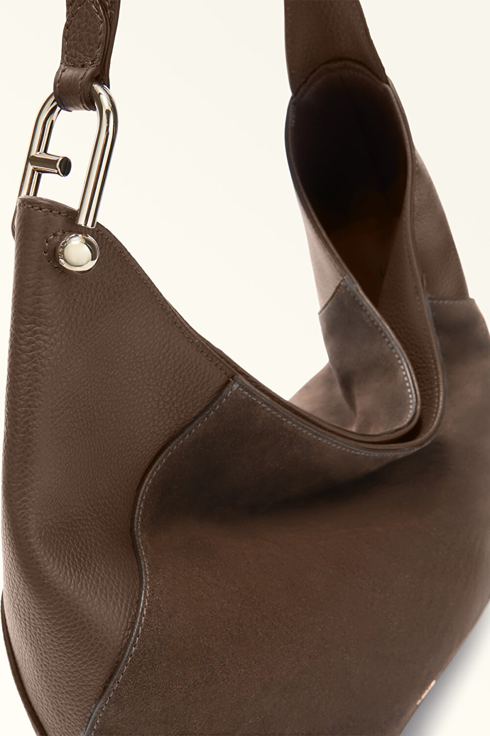 WB01876 FURLA LARA L HOBO