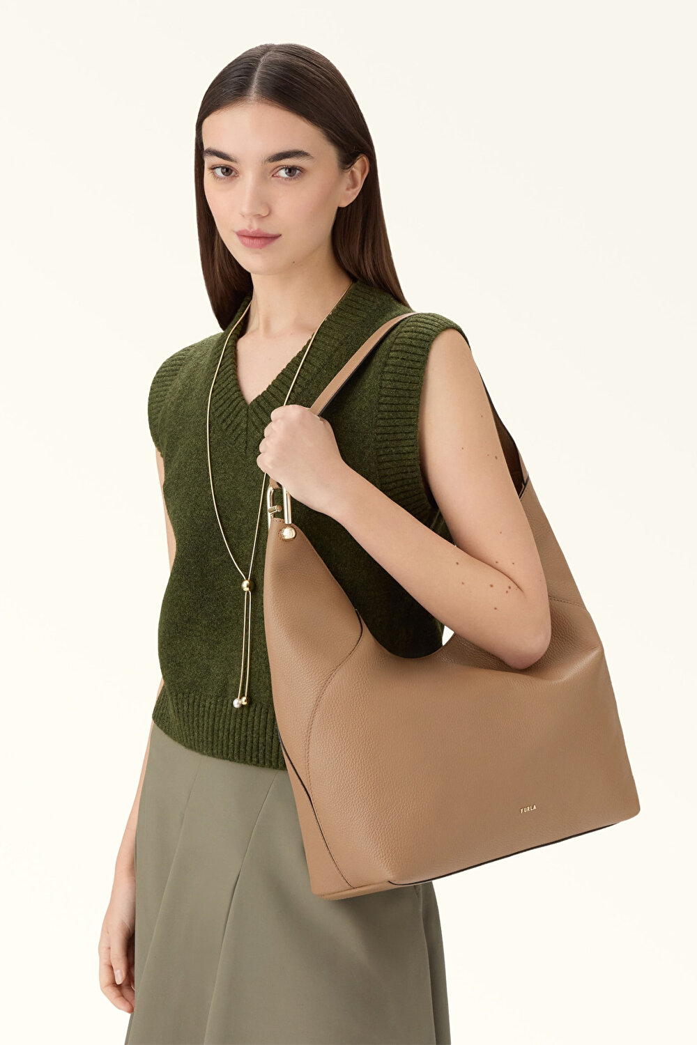 WB01876 FURLA LARA L HOBO