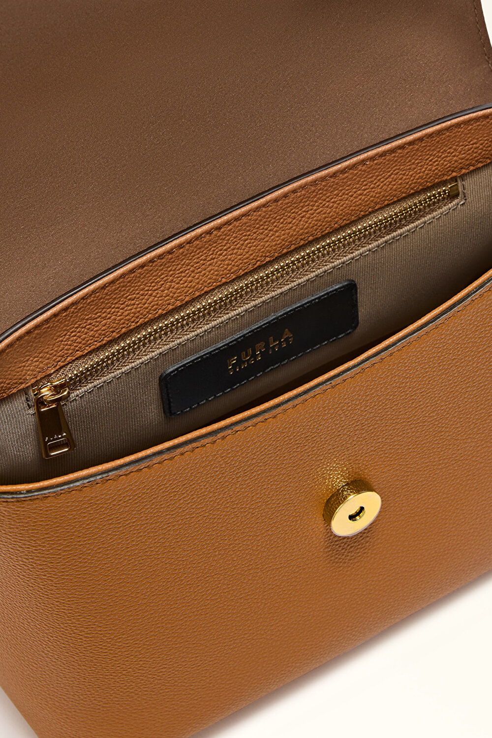 WB01882 FURLA MOONLIGHT S TOP HANDLE