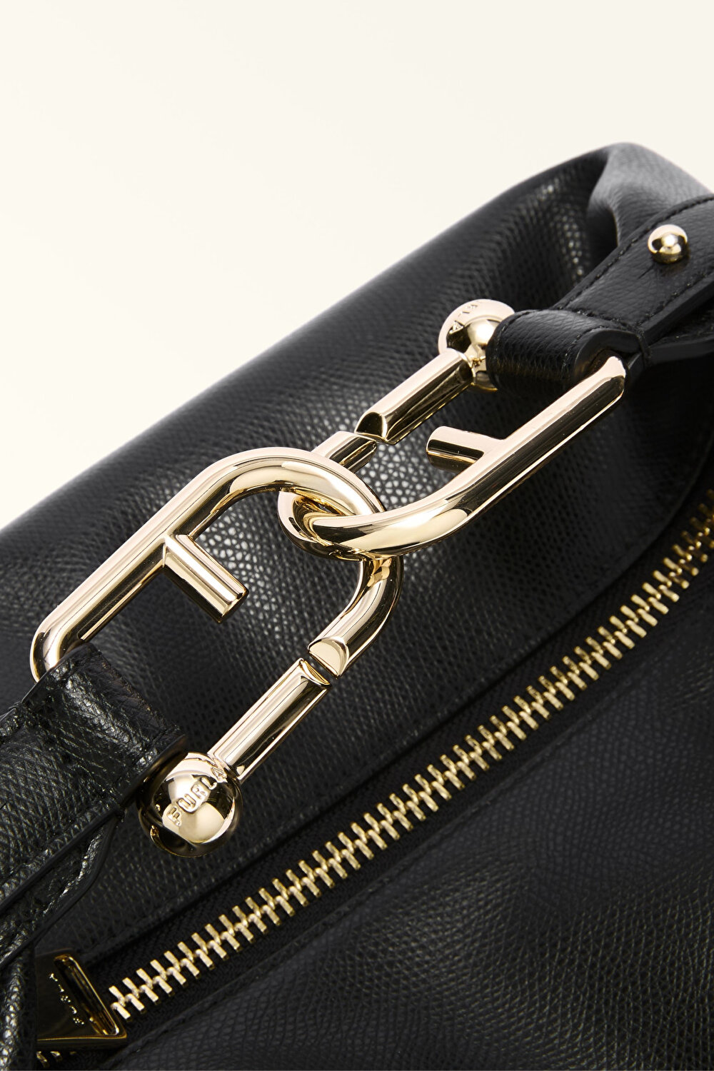 WB01964 FURLA TONIE M HOBO