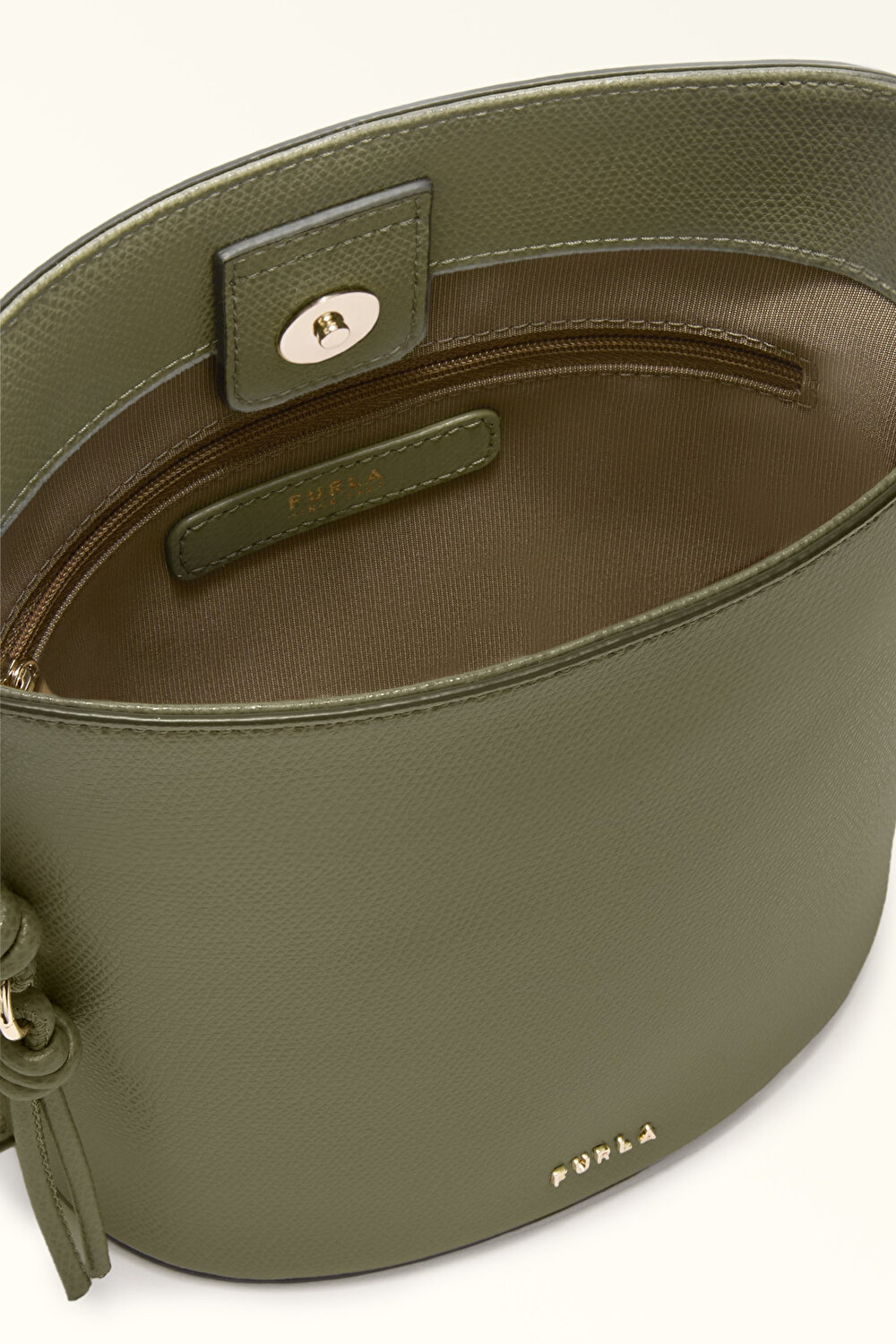 WE00859 FURLA ROXIE MINI BUCKET BAG