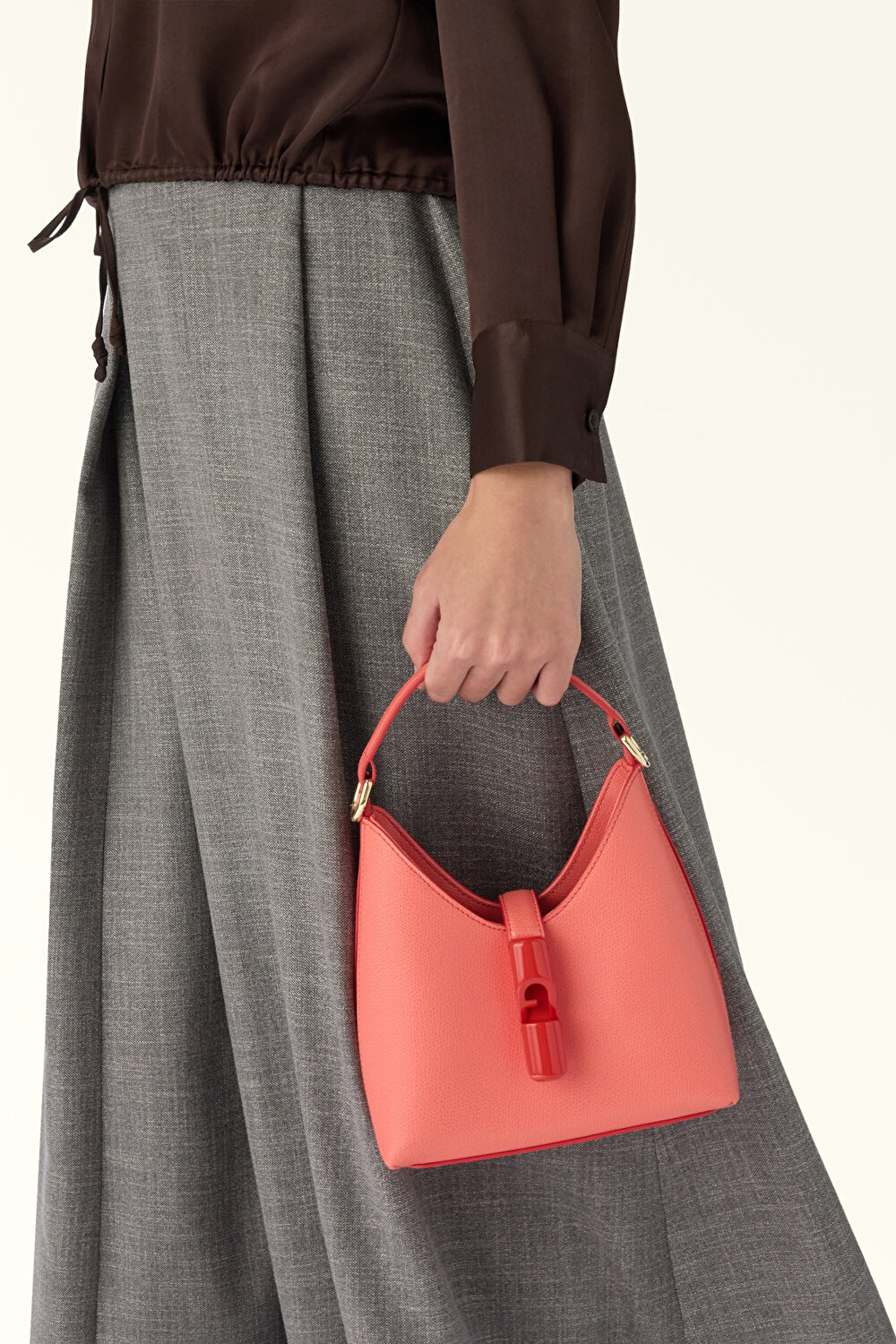 WE00876 FURLA IRIDE MINI HOBO W/STRAP