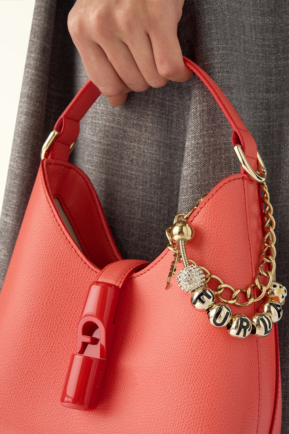 WE00876 FURLA IRIDE MINI HOBO W/STRAP