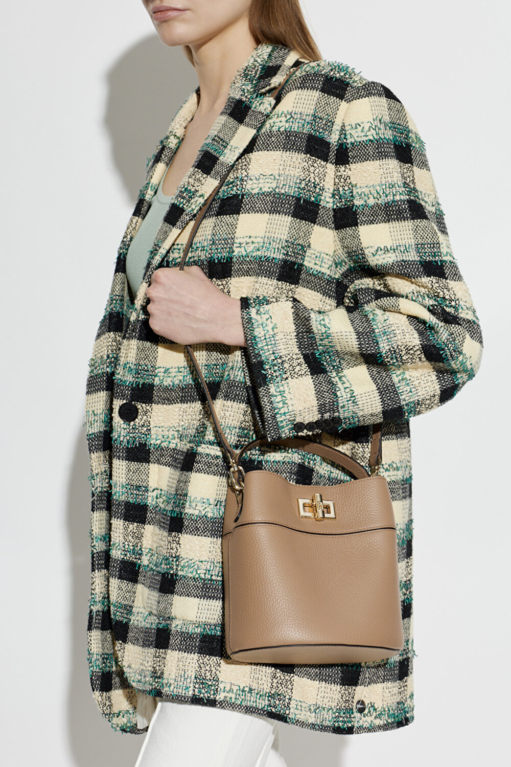 WE00879 FURLA AMELIA MINI BUCKET BAG