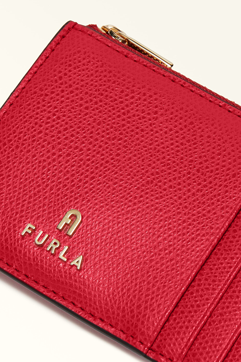 WP00310 FURLA CAMELIA M ZIPPED CARD CA