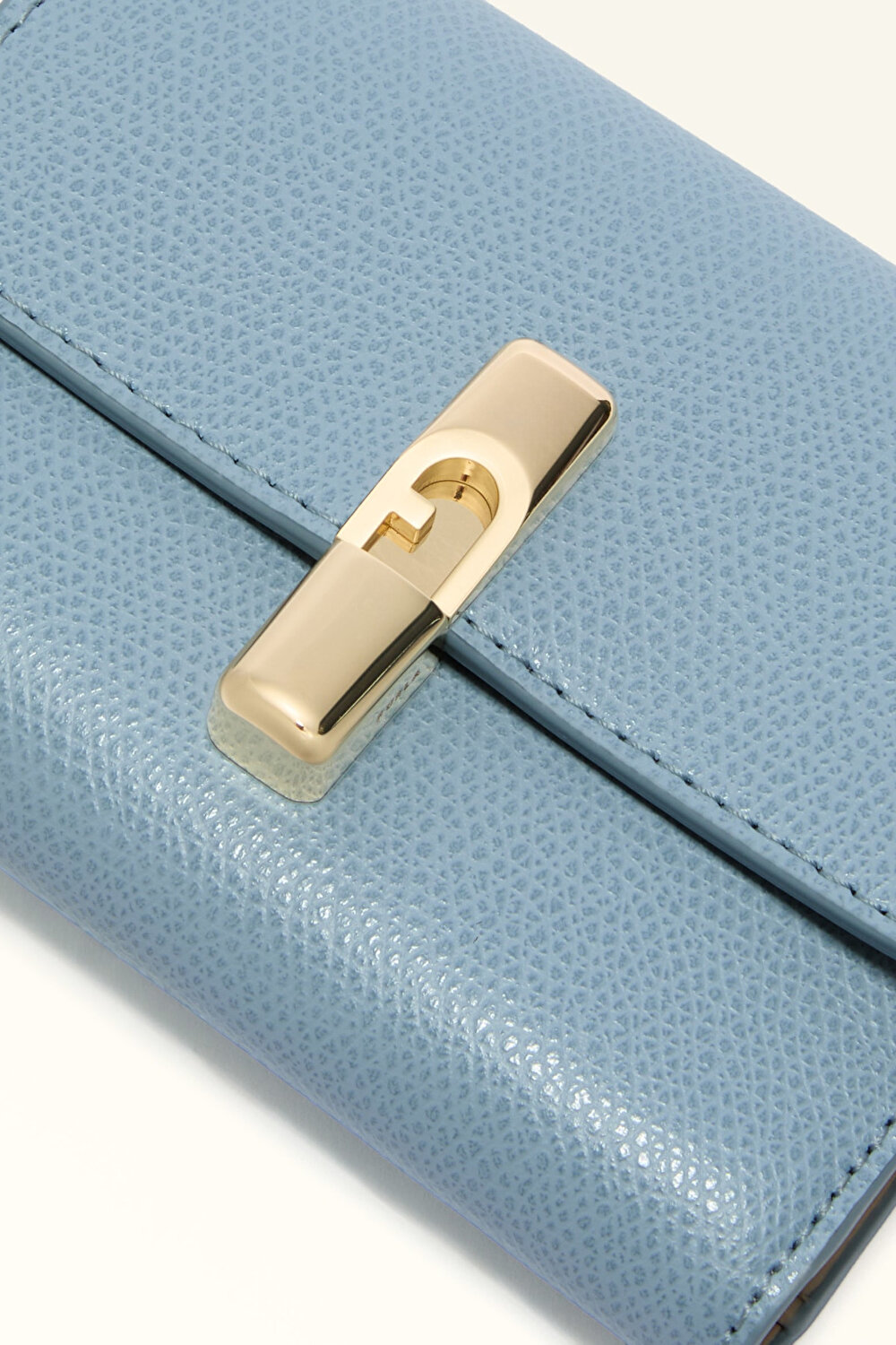 WP00564 FURLA IRIDE S COMPACT WALLET
