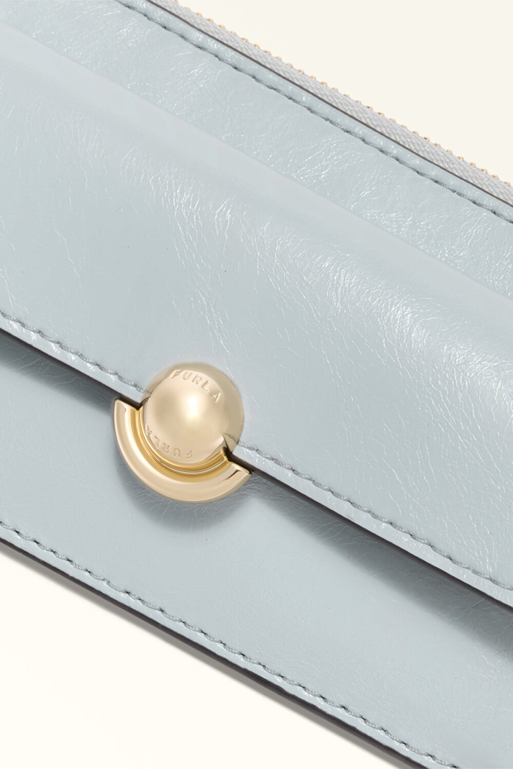 WP00587 FURLA SFERA M CARD CASE W/FLAP