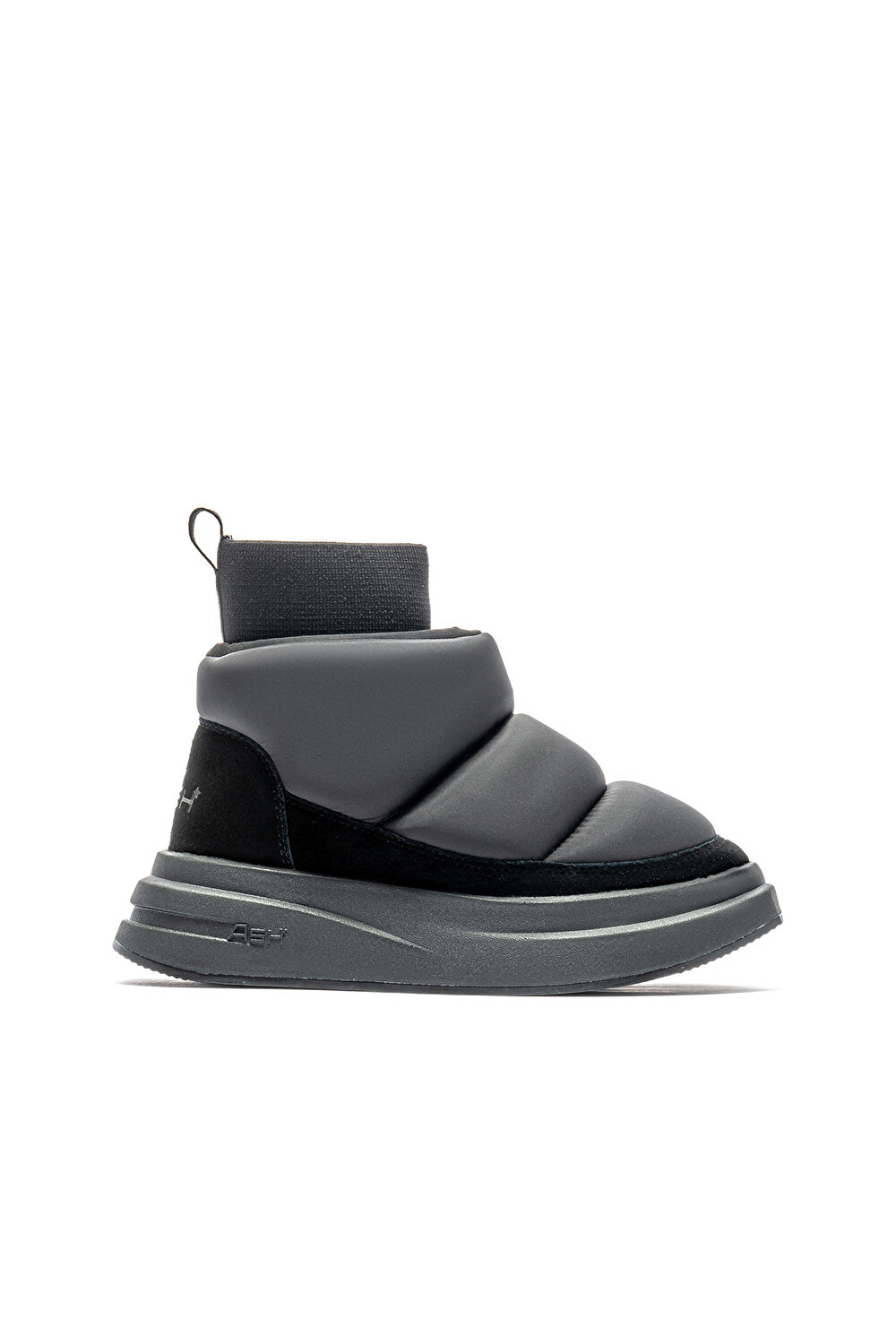 INDOOR ASH KADIN BOT