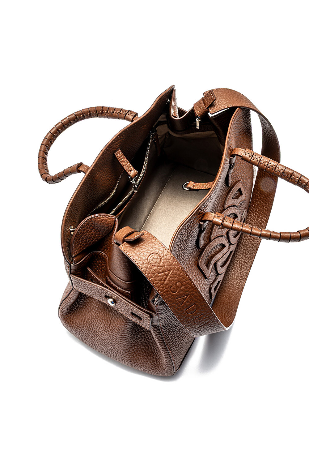 3W485A0000PKIMG2403 CASADEI KADIN OMUZ ÇANTASI