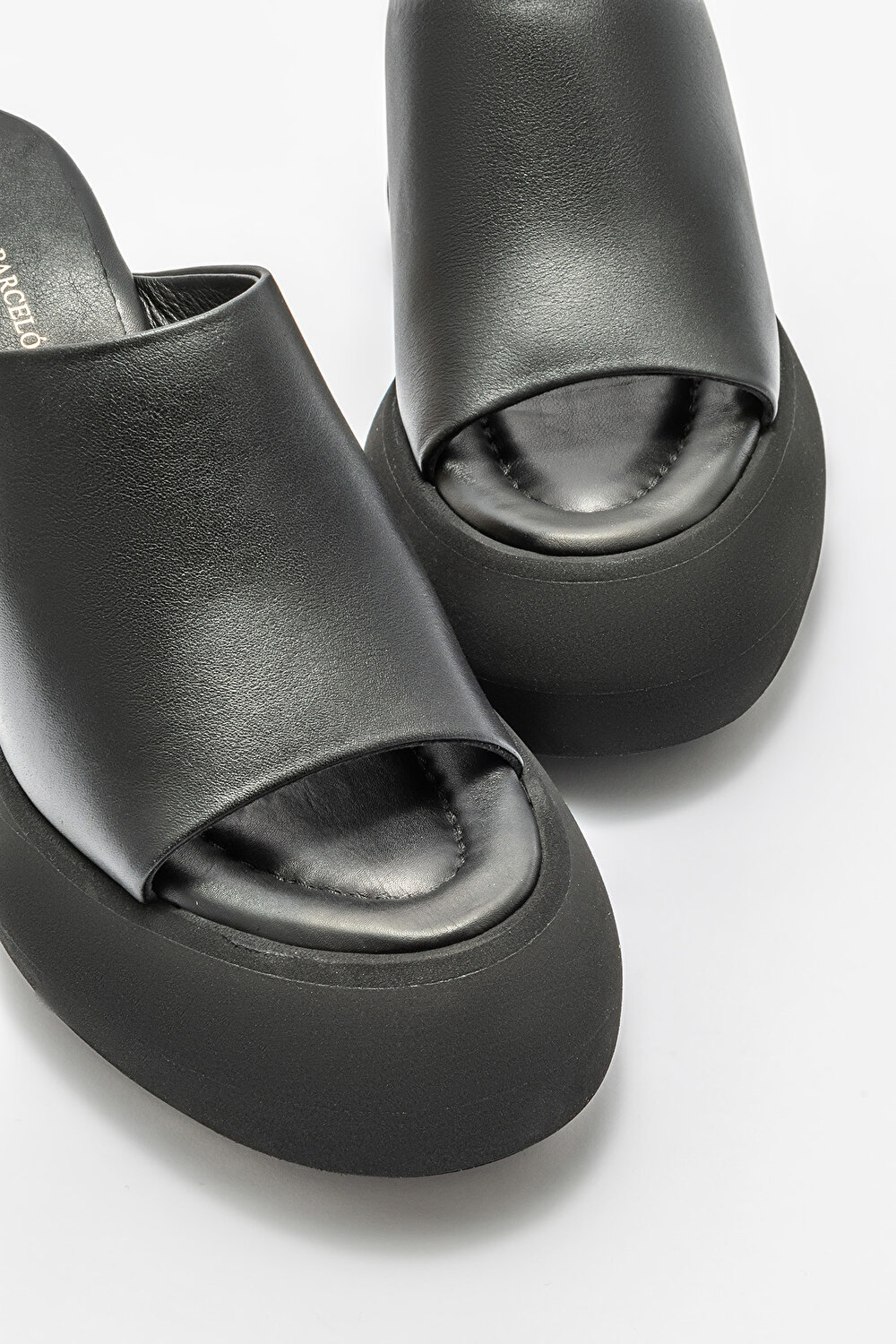 EMRY PALOMA BARCELO KADIN PLATFORM TERLİK