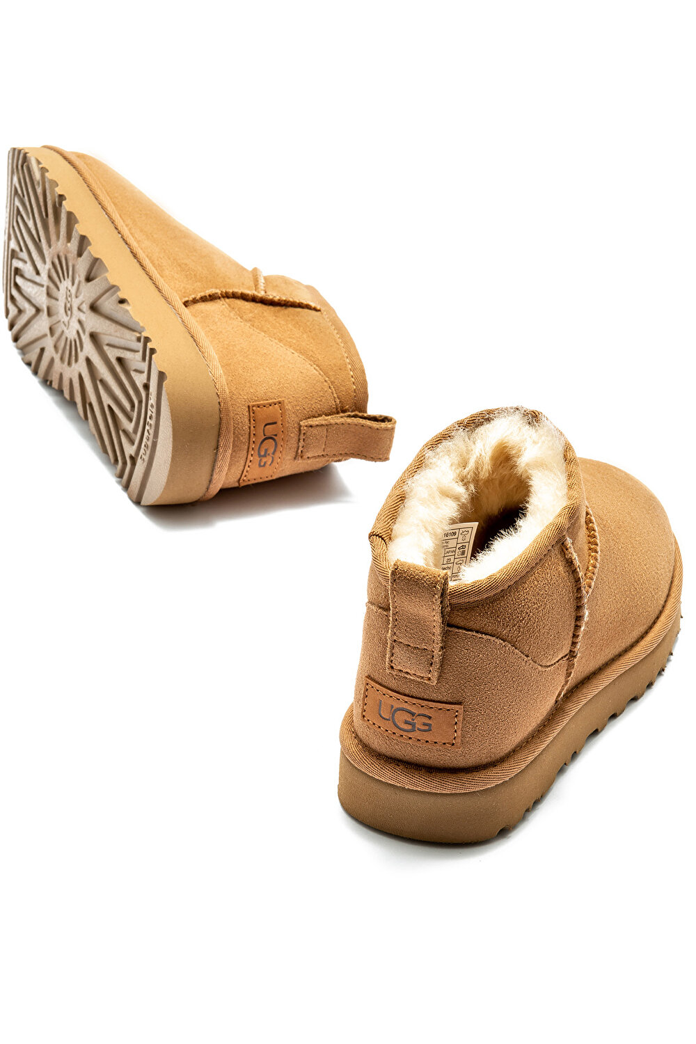 1116109 CLASSIC ULTRA MINI UGG KADIN BOT