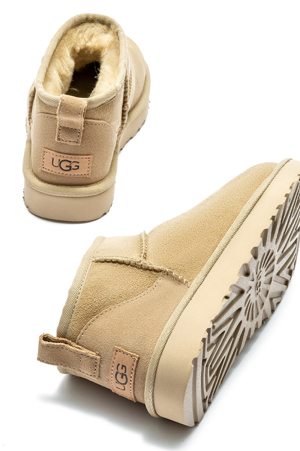 1116109 CLASSIC ULTRA MINI UGG KADIN BOT