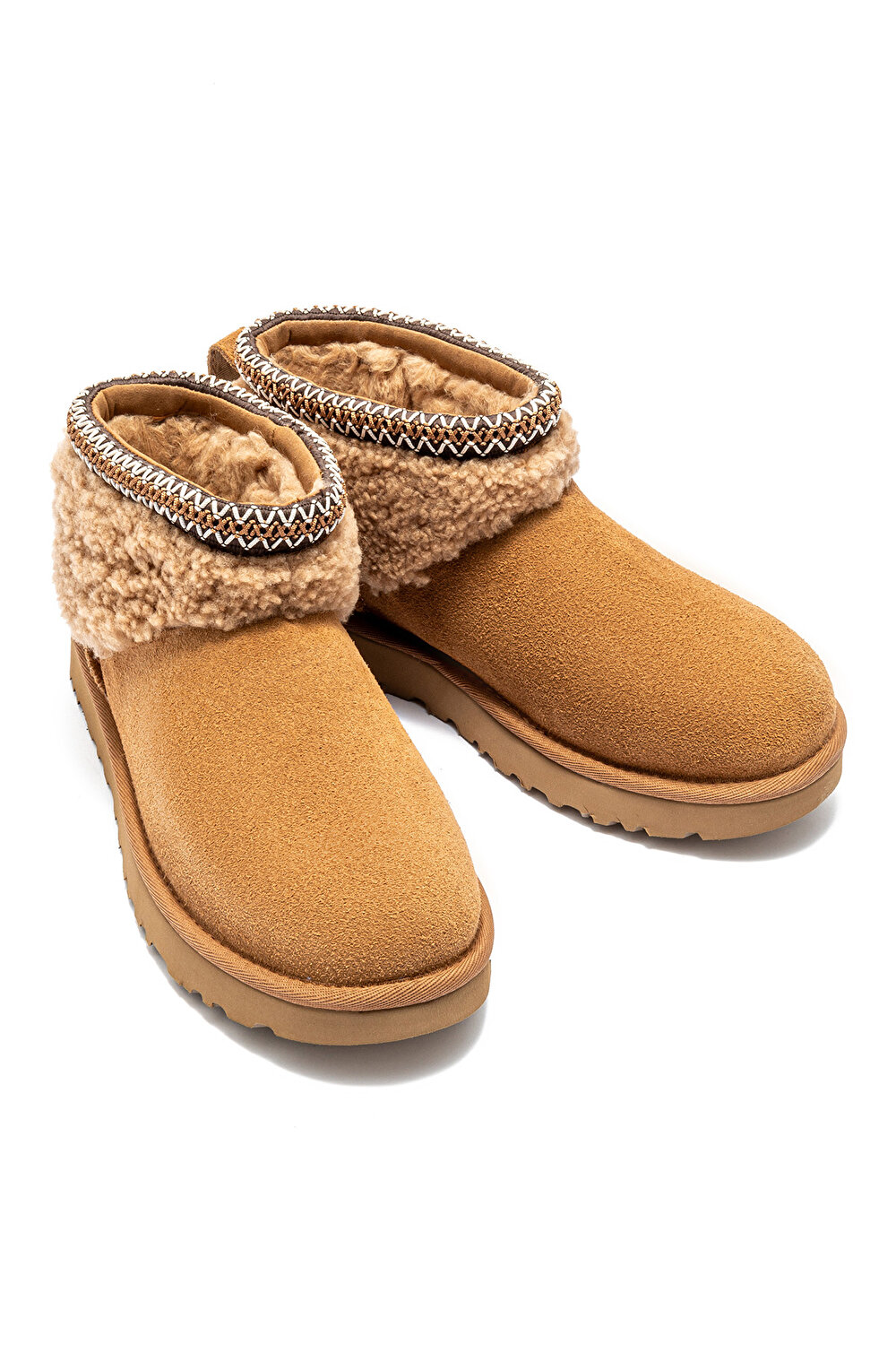 1158263 CLASSIC ULTRA MINI MAXI CURLY UGG KADIN BOT