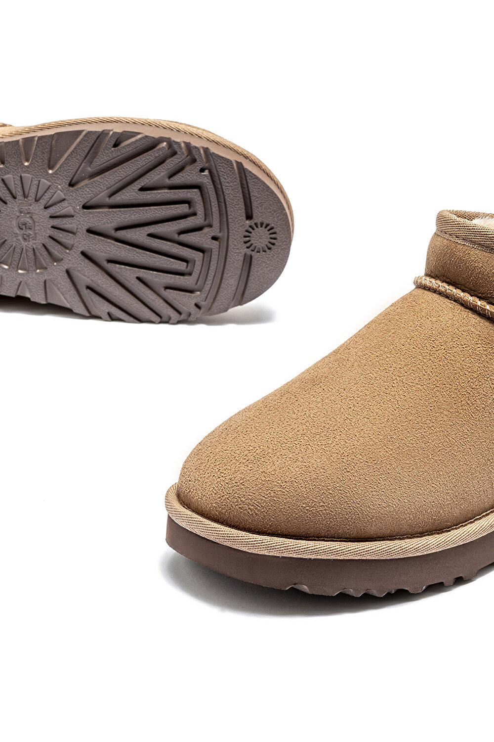 1116109 CLASSIC ULTRA MINI UGG Kadın Bot