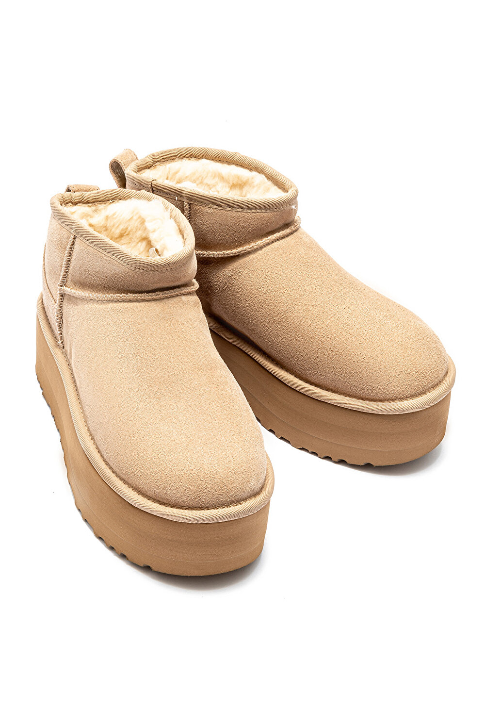 1135092 CLASSIC ULTRA MINI PLATFORM UGG KADIN PLATFORM BOT
