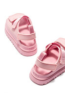 1152813K GOLDENGLOW UGG ÇOCUK PLATFORM SANDALET