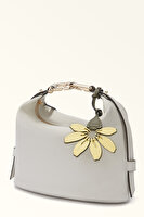 WK00268 ALLEGRA MARGUERITE CHARM